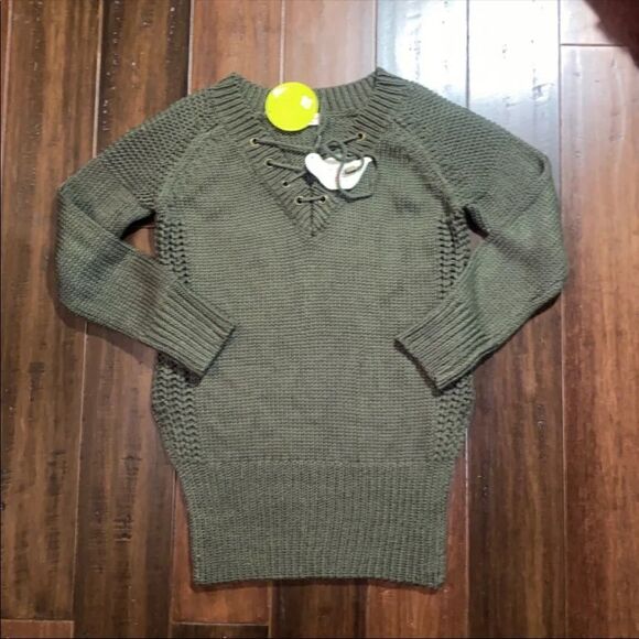 Tea n Cup Sweater  - Picture 1 of 6